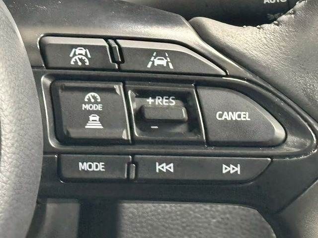 YARIS CROSS