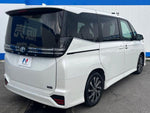 VOXY HYBRID