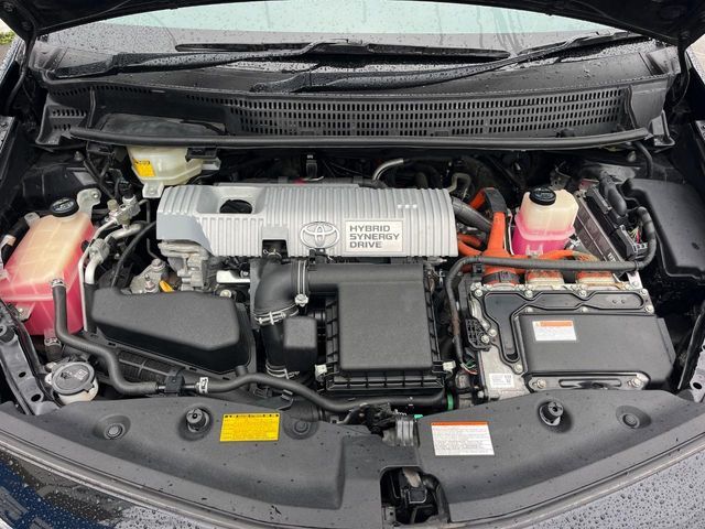 PRIUS Alpha