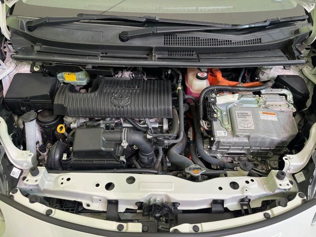 SIENTA HYBRID