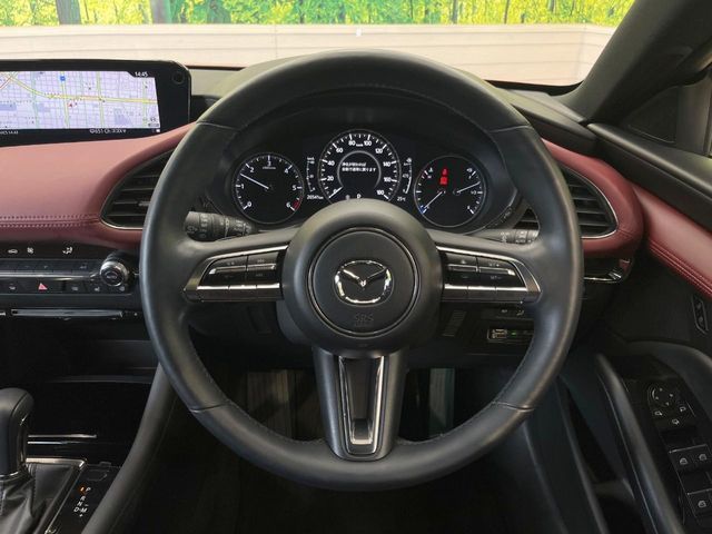 MAZDA3 FASTBACK