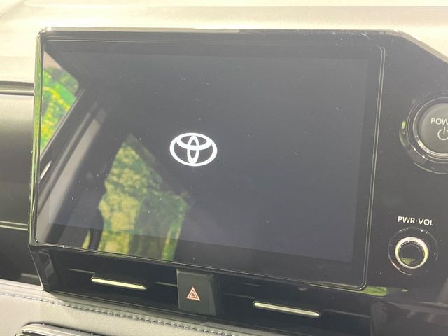 VOXY HYBRID