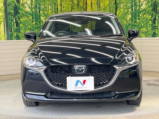 MAZDA2