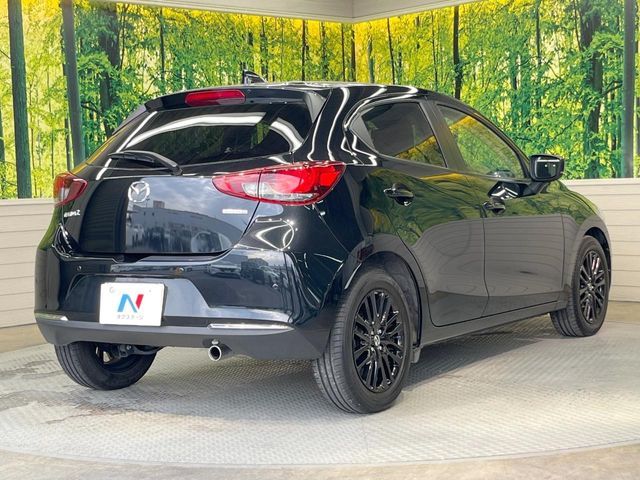 MAZDA2