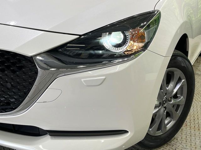 MAZDA2
