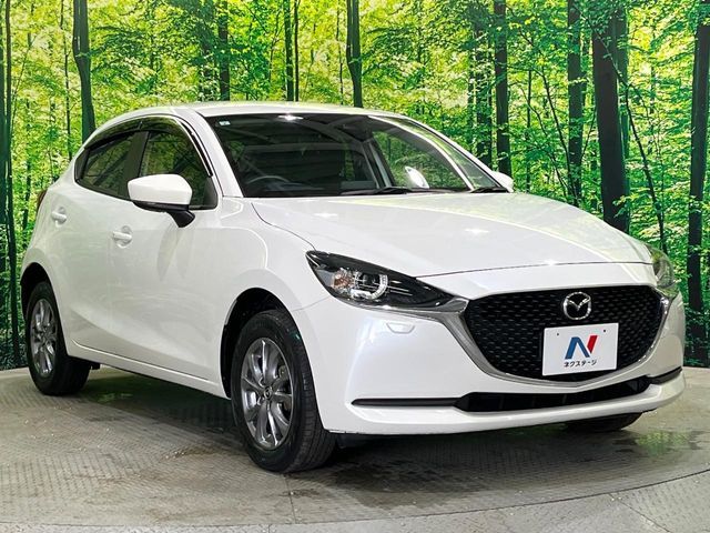 MAZDA2