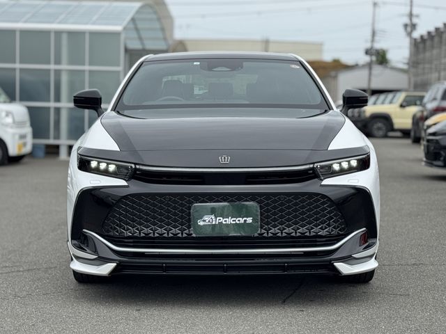 CROWN CROSSOVER