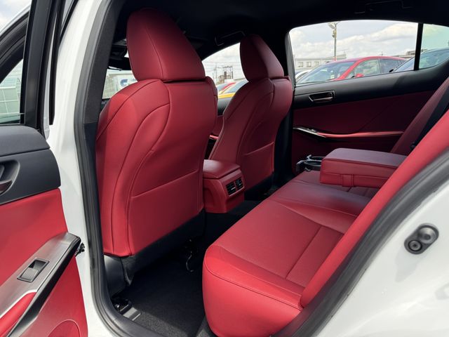 LEXUS IS300