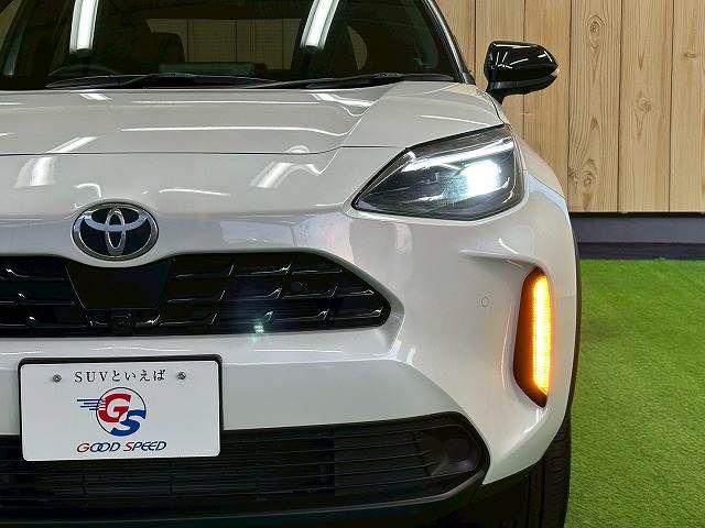 YARIS CROSS