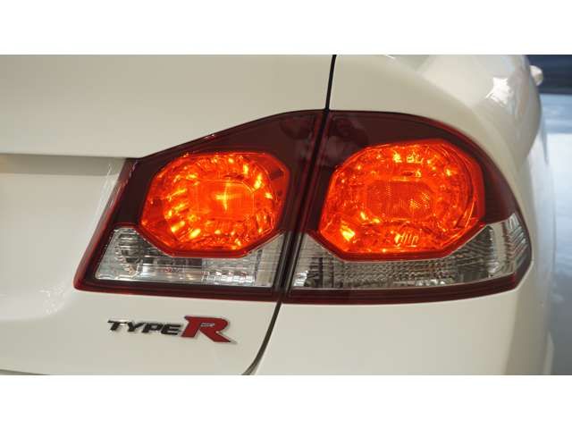 CIVIC sedan
