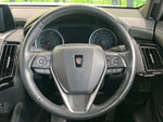 CROWN sedan hybrid