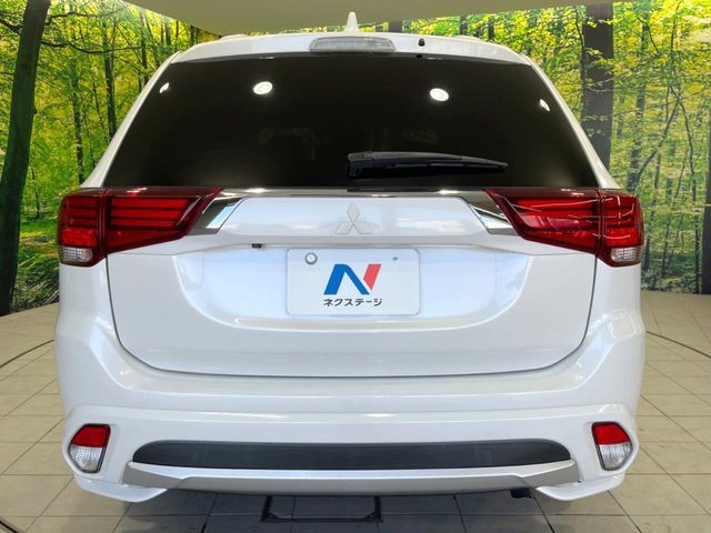 OUTLANDER PHEV