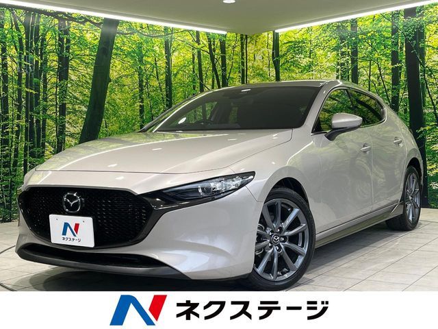 MAZDA3 FASTBACK