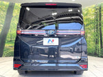 VOXY HYBRID