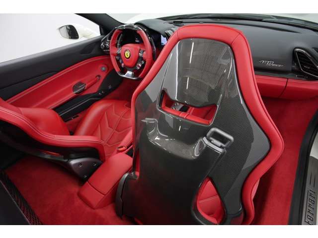 FERRARI 488SPIDER