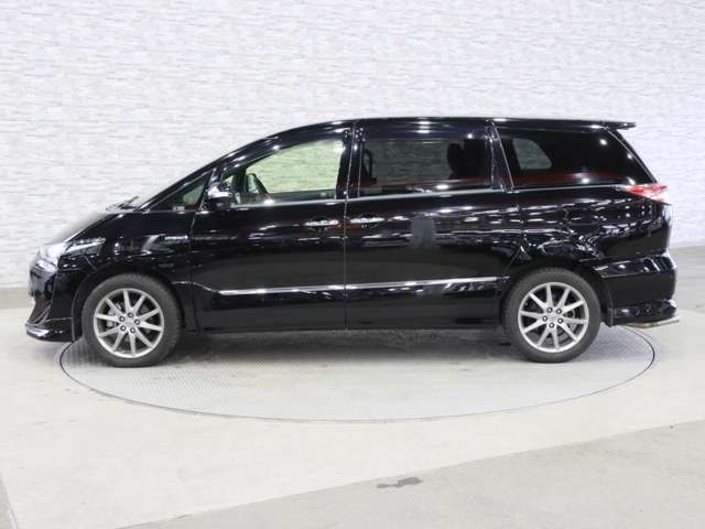 ESTIMA HYBRID 4WD