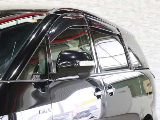 ESTIMA HYBRID 4WD