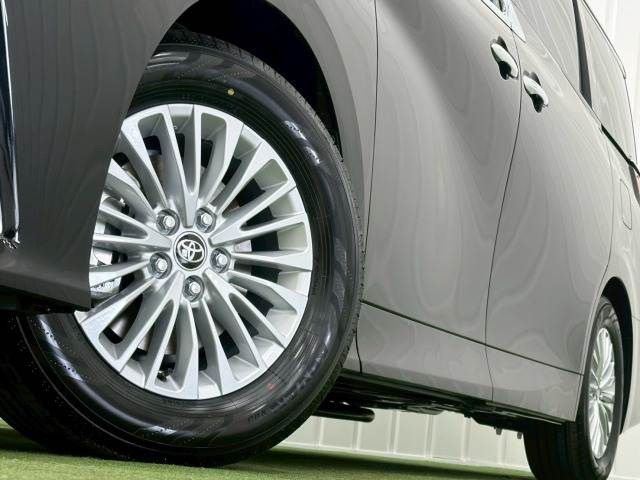 ALPHARD hybrid