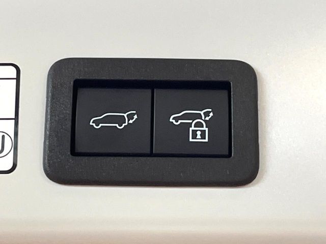 COROLLA CROSS HYBRID