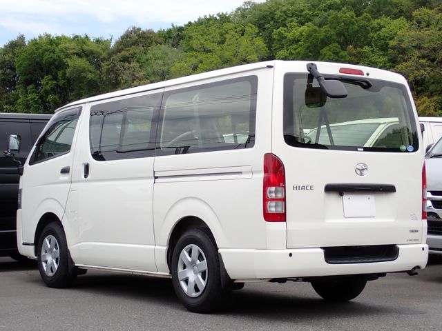 HIACE van 1.2t 2WD