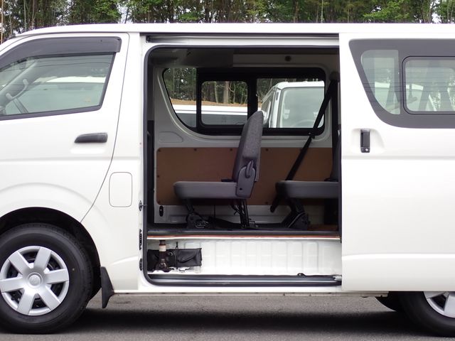 HIACE van 1.2t 2WD
