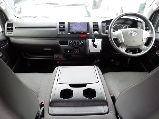 HIACE van 1.2t 2WD