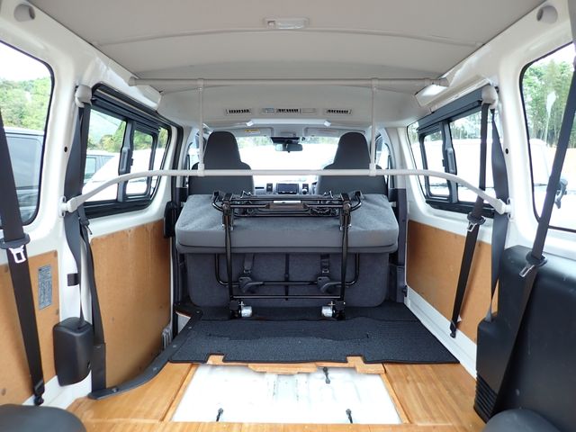 HIACE van 1.2t 2WD