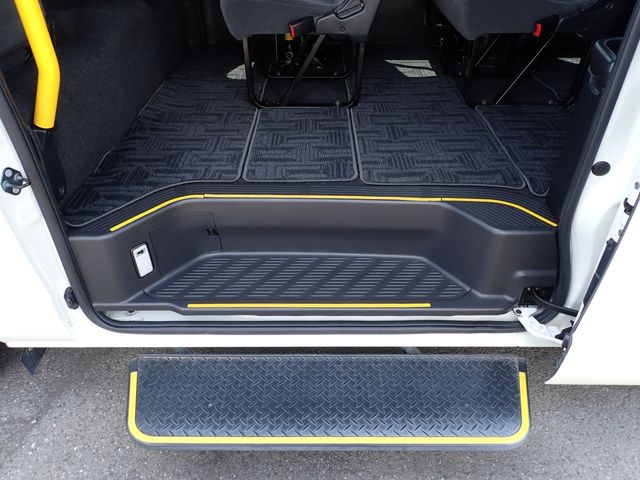 HIACE wagon 4WD