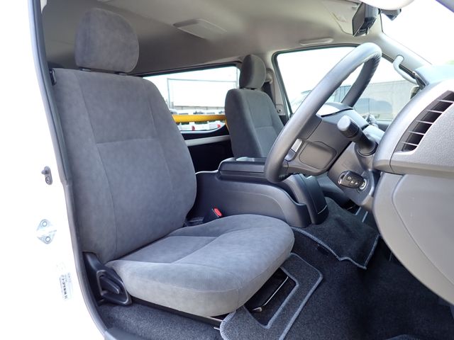 HIACE wagon 4WD