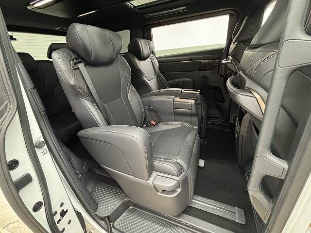 VELLFIRE  HYBRID