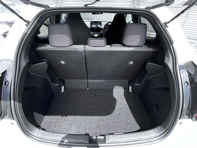YARIS HYBRID