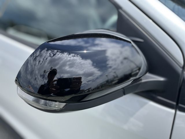 YARIS HYBRID