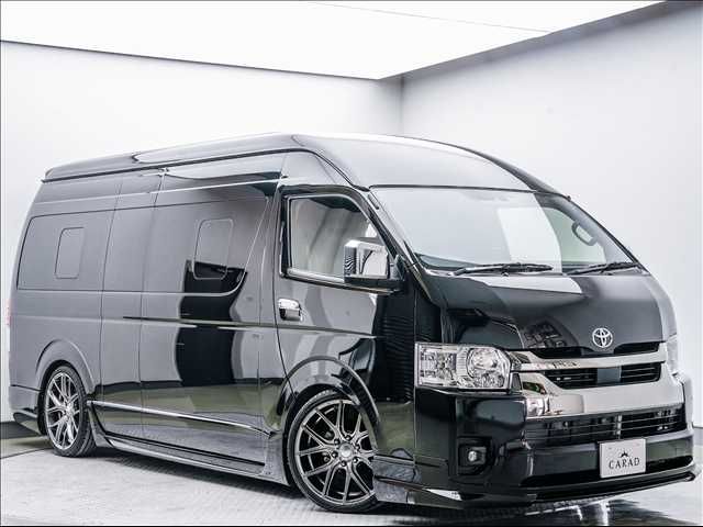 HIACE COMMUTER
