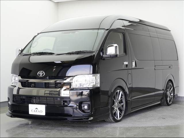 HIACE COMMUTER
