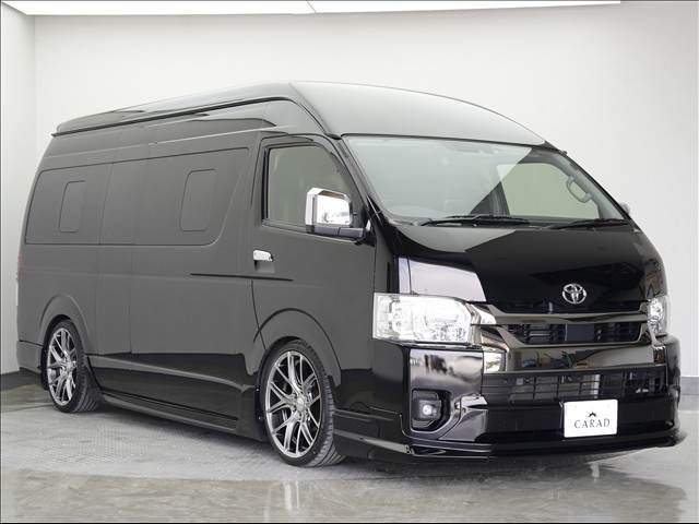 HIACE COMMUTER