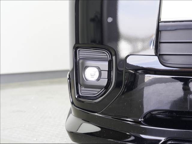 HIACE COMMUTER