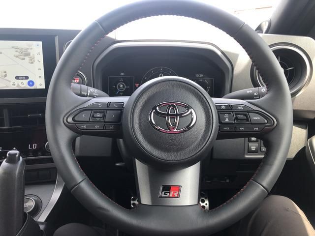 GR YARIS