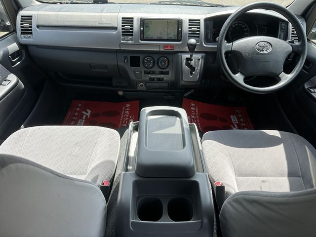 HIACE van 4WD