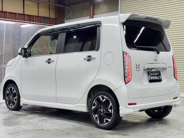 N-WGN CUSTOM 4WD