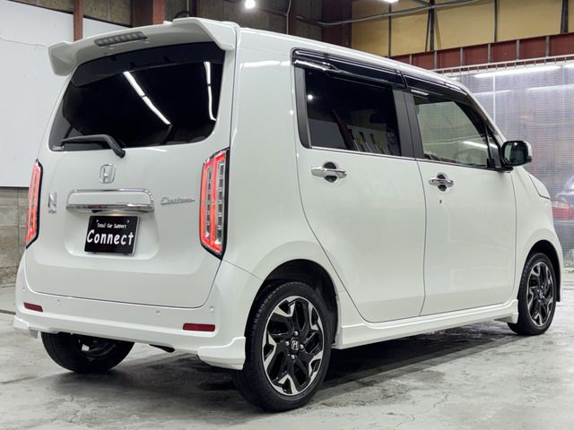 N-WGN CUSTOM 4WD