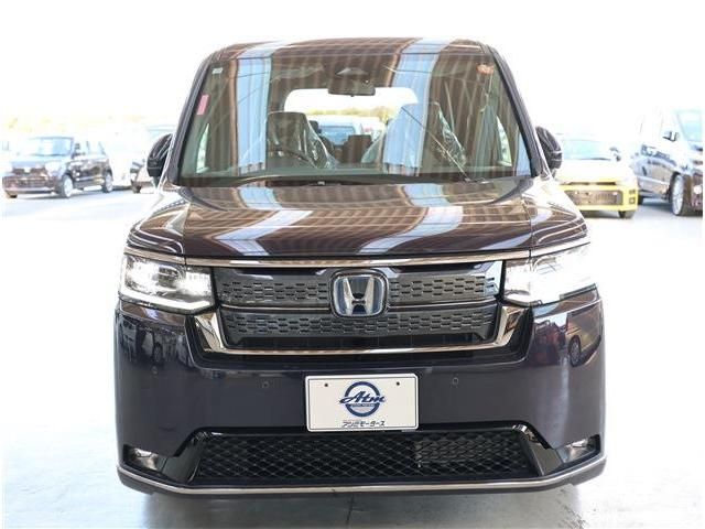 STEPWAGON e:HEV SPADA