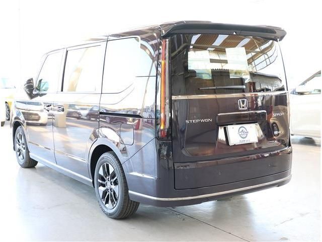 STEPWAGON e:HEV SPADA