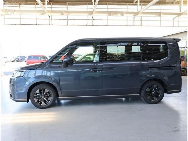 STEPWAGON e:HEV SPADA