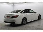 CROWN sedan hybrid