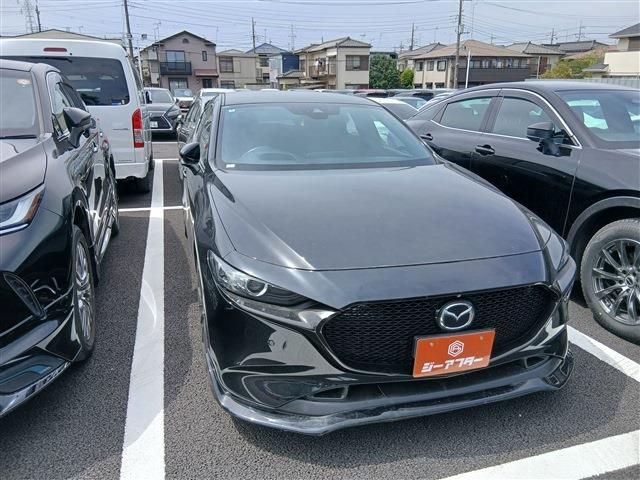 MAZDA3 FASTBACK