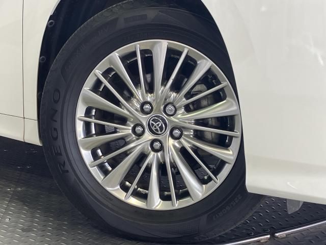 ALPHARD hybrid 4WD