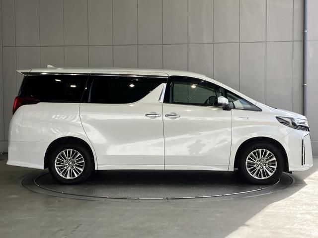 ALPHARD hybrid 4WD