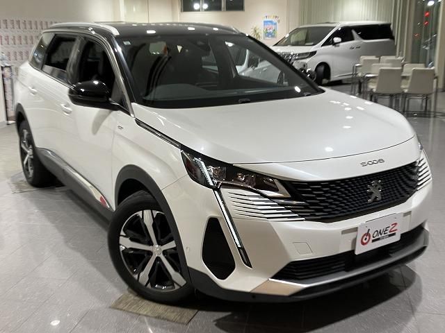 PEUGEOT 5008