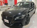 CROWN sedan hybrid