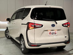 SIENTA HYBRID